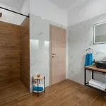 فيلة Luma Zadarvillas